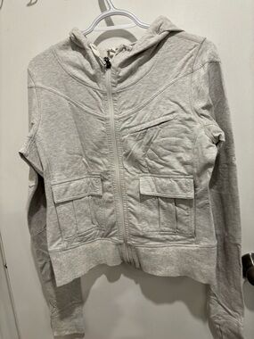 lululemon athletica Light Gray Zip-Up Hoodie